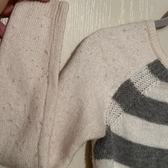 Stripped Loft sweater in grey and white - Picture 5 of 5
